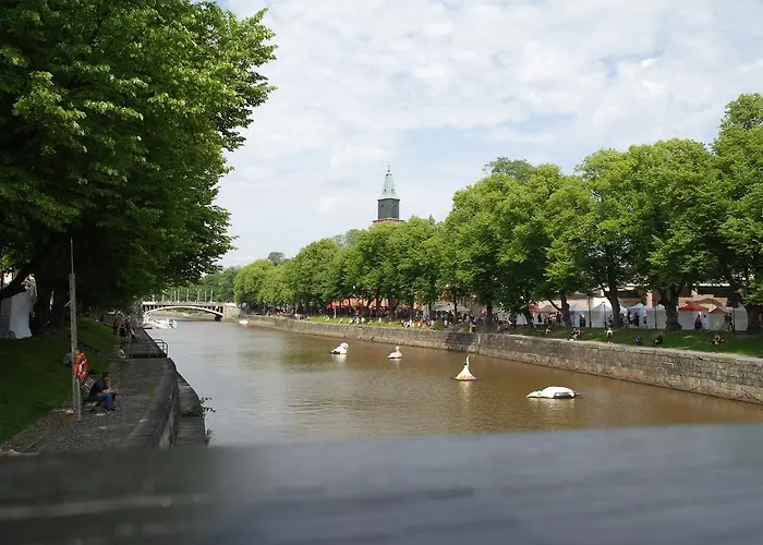 Cozy Near Cathedral Church *