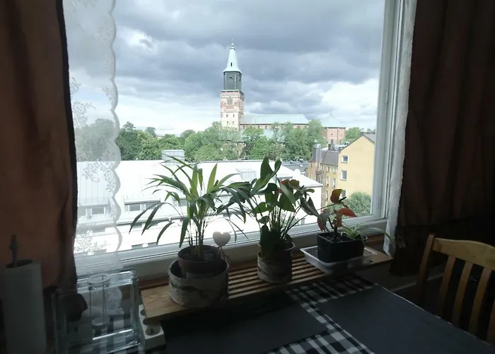 Cozy Near Cathedral Church Lägenhet Åbo